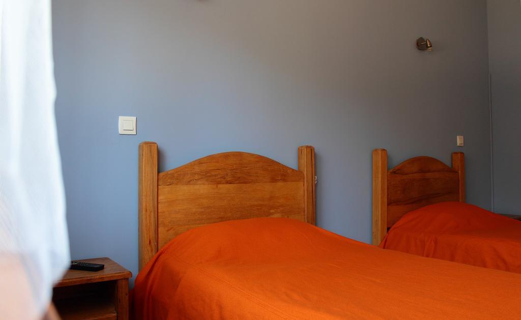 Hotel Le Couloubrier Le Muy Quarto foto
